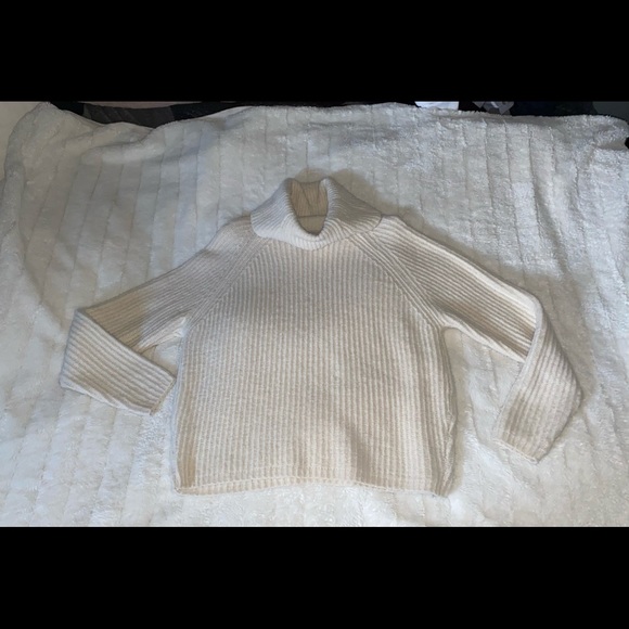 Garage Knit Turtle Neck - Picture 5 of 7